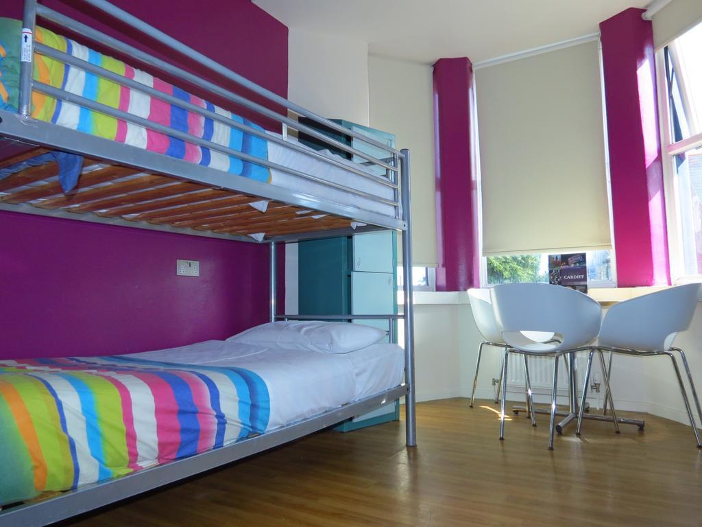 Nosda Studio Hostel Cardiff Room photo