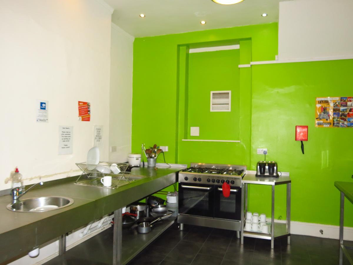 Nosda Studio Hostel Cardiff Exterior photo