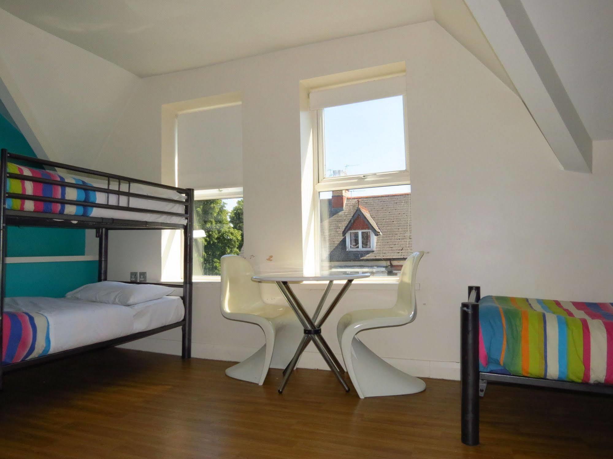Nosda Studio Hostel Cardiff Exterior photo